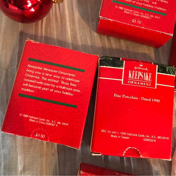 Vintage 1980s 7 HALLMARK & Precious Moments mini tree ornaments & 2 regular size - Picture 9 of 14